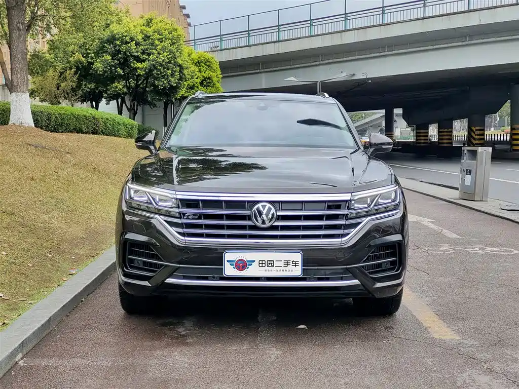 Volkswagen Touareg 2020 — фото 2