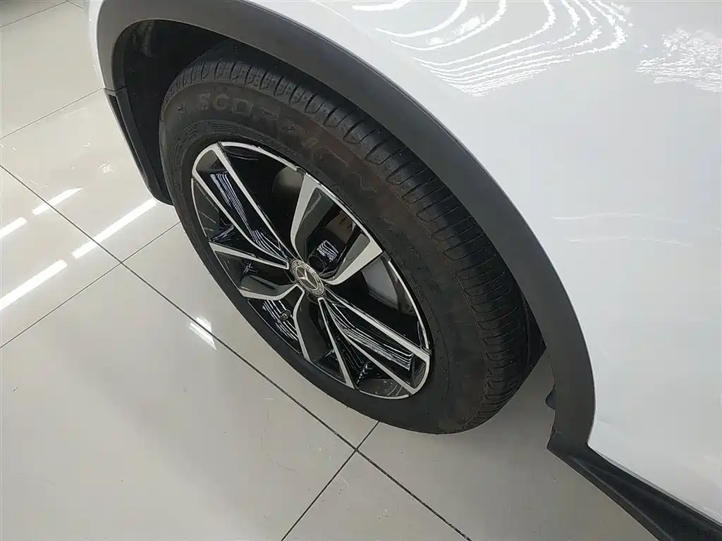 Mercedes-Benz GLC 2019 — фото 25