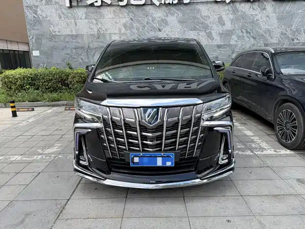 Toyota Alphard 2023