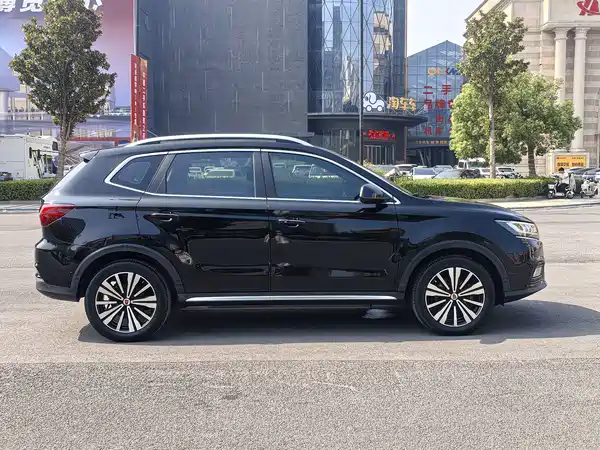 Roewe RX5 New Energy 2017