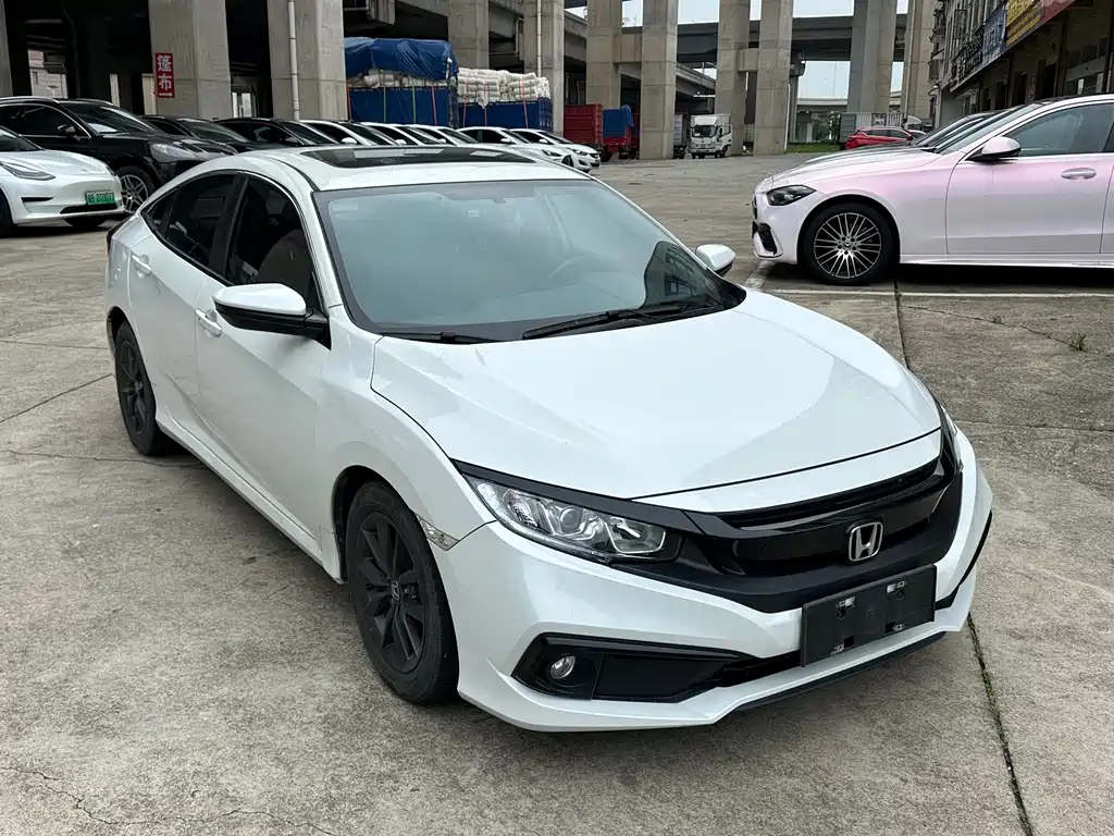 Honda Civic 2019 — фото 3