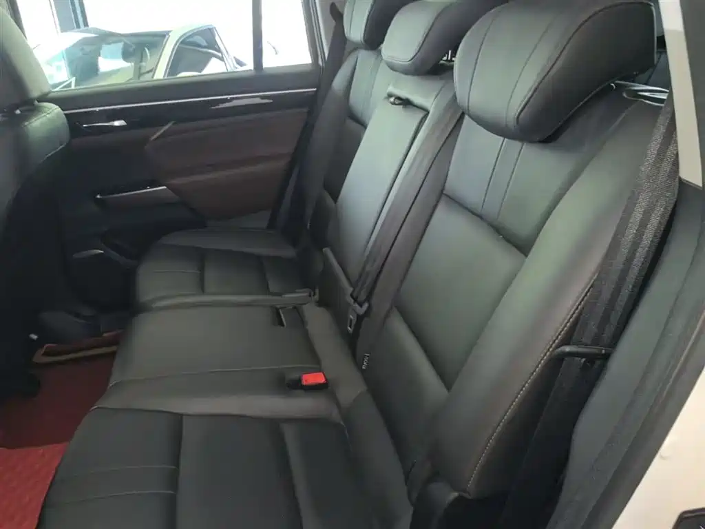 GAC Motor Trumpchi GS8 2019 — фото 13