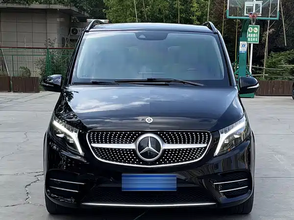 Mercedes-Benz V-Class 2023