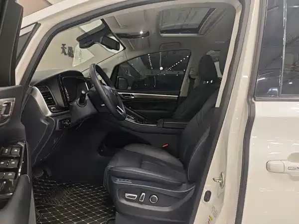 GAC Trumpchi M8 2022