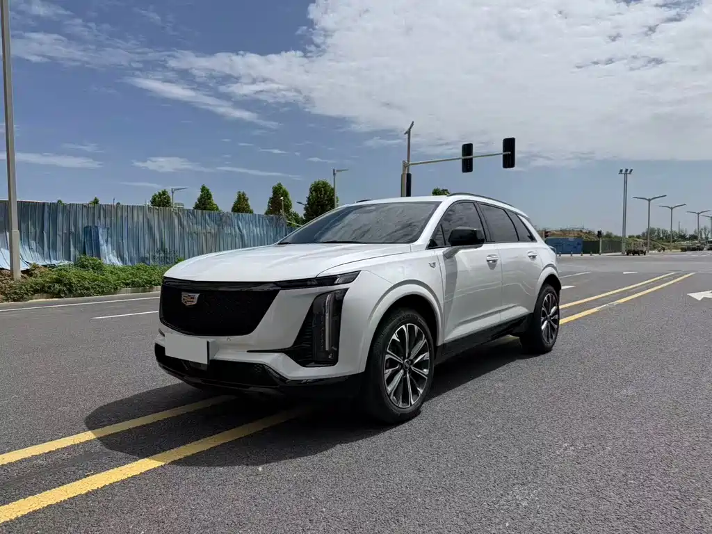 Cadillac XT5 2025 — фото 3