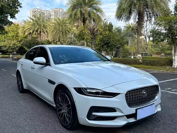 Jaguar XEL 2020