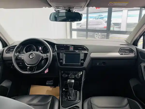 Volkswagen Tiguan L 2017