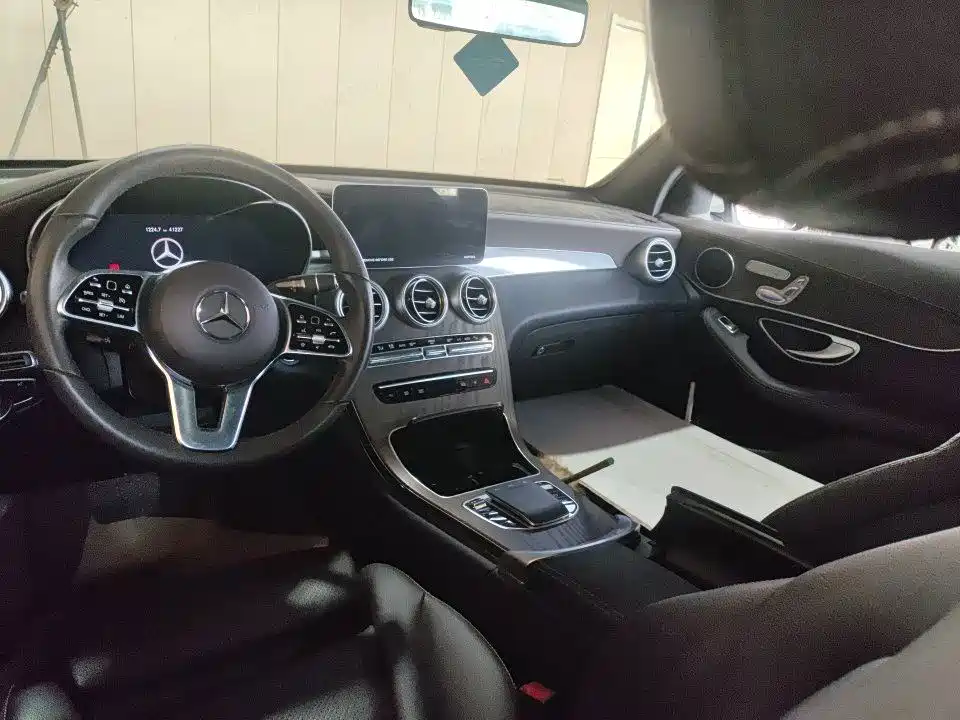 Mercedes-Benz GLC 2022