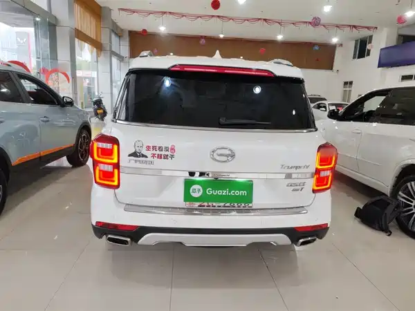 GAC Trumpchi GS8 2017