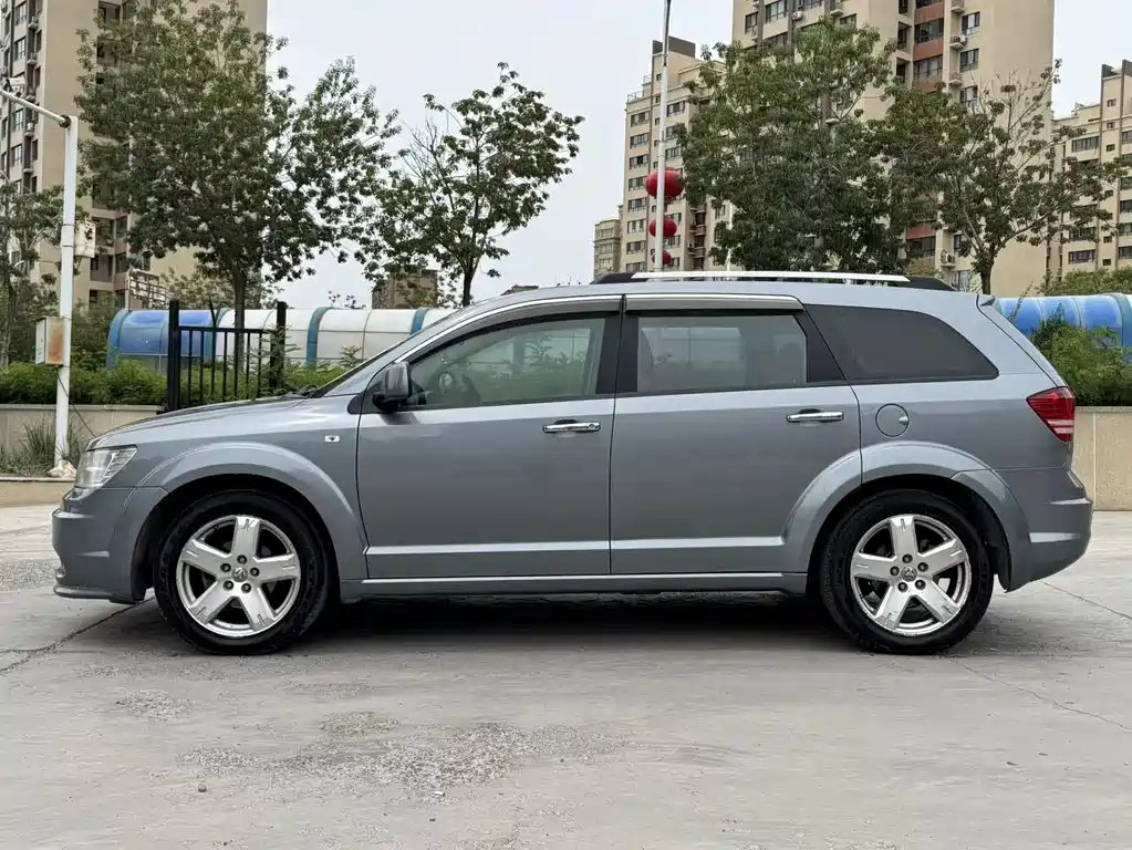 Dodge Journey 2009 — фото 11