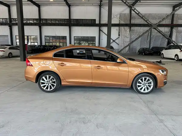 Volvo S60 2014