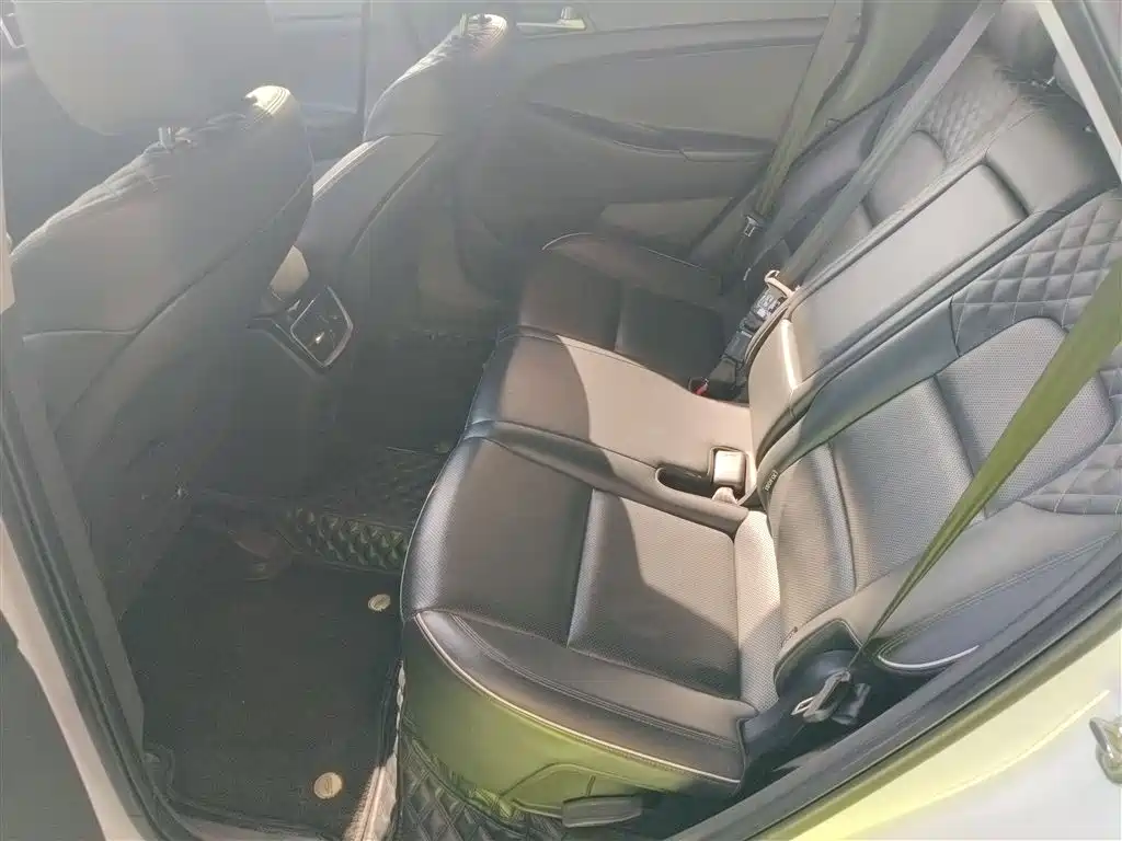 Hyundai Tucson 2019 — фото 13