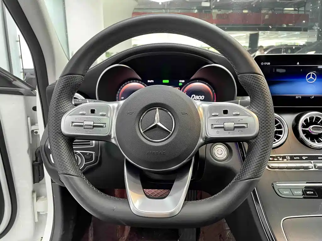 Mercedes-Benz C-Class 2020 — фото 13