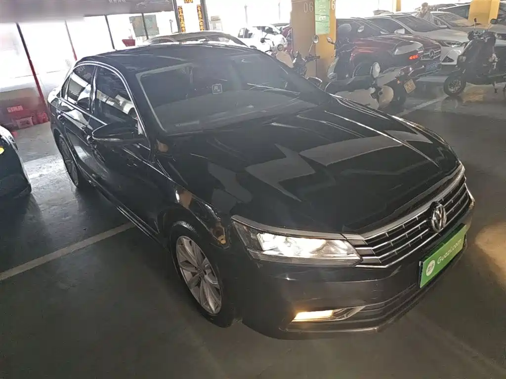 Volkswagen Passat 2018 — фото 4