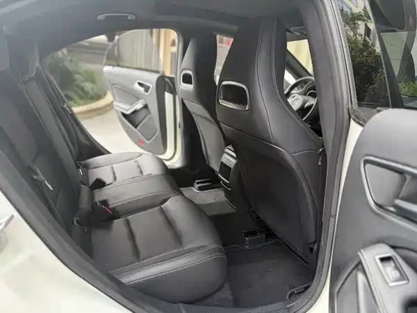 Mercedes-Benz CLA 2016