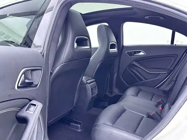 Mercedes-Benz CLA 2018