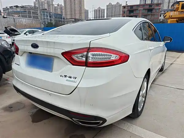 Ford Mondeo 2013