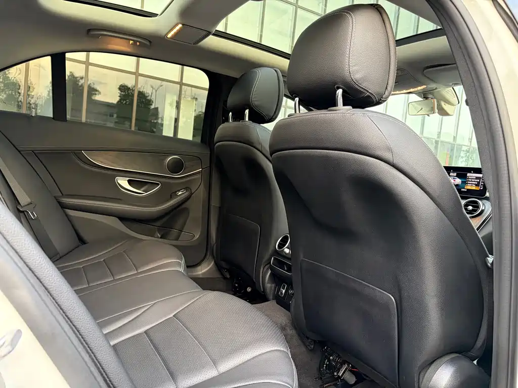 Mercedes-Benz C-Class 2021 — фото 11