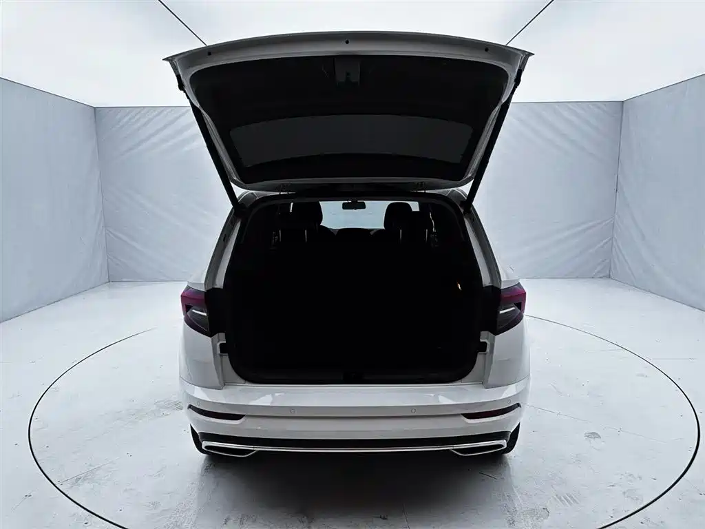 Skoda Karoq 2022 — фото 8