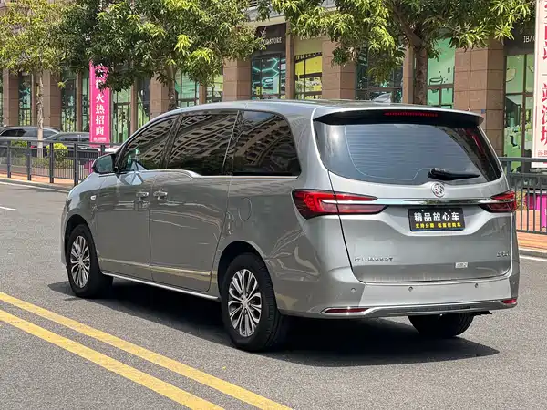 Buick GL8 2023