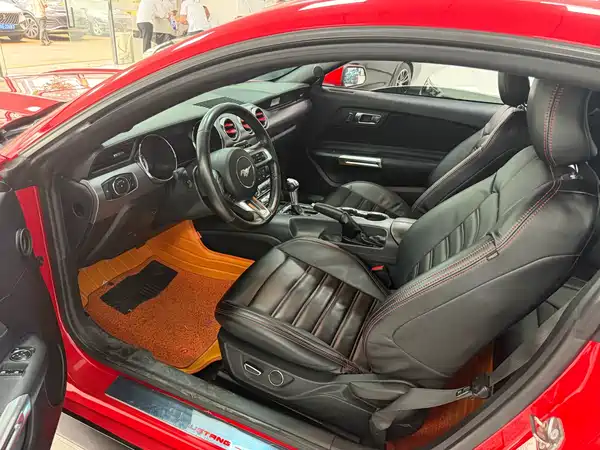Ford Mustang 2015