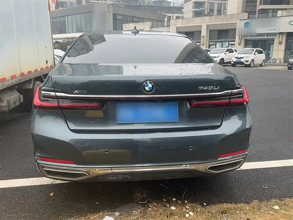 BMW 7 Series 2021 — фото 15