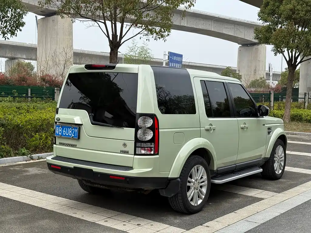 Land Rover Discovery 2014 — фото 6