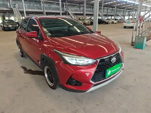 Toyota Yaris L 2021