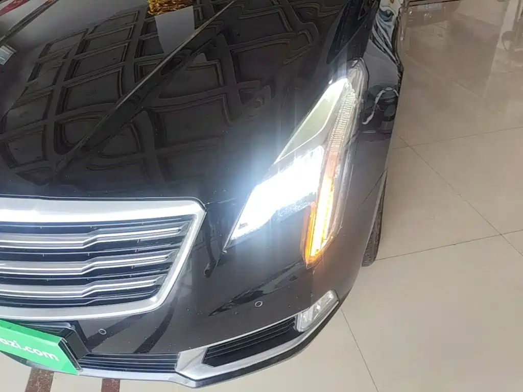 Cadillac XTS 2018 — фото 24