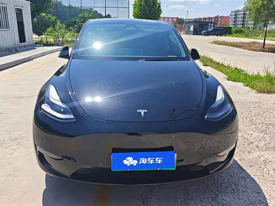 Tesla Model Y 2023 — фото 2