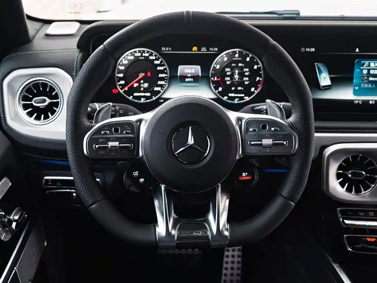 Mercedes-Benz G-Class AMG 2024 — фото 18