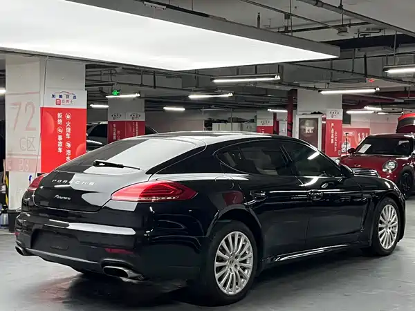 Porsche Panamera 2014