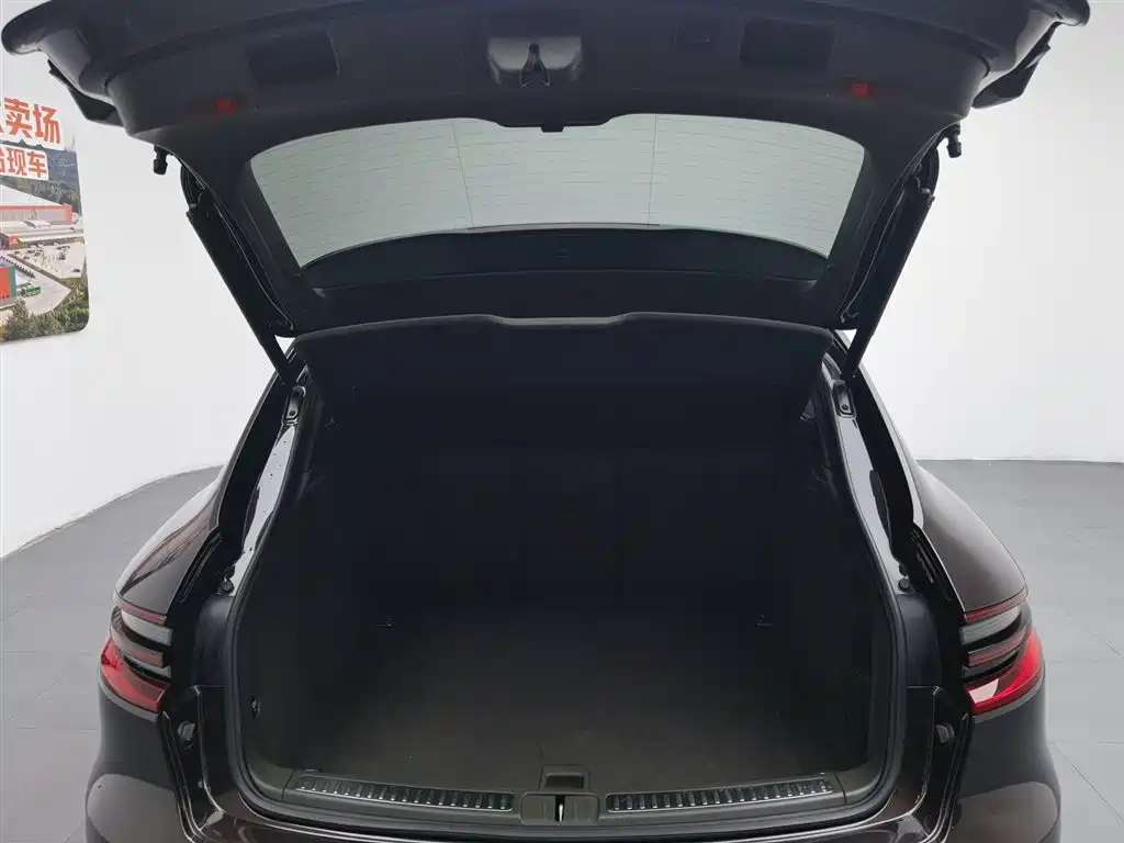 Porsche Macan 2016 — фото 16
