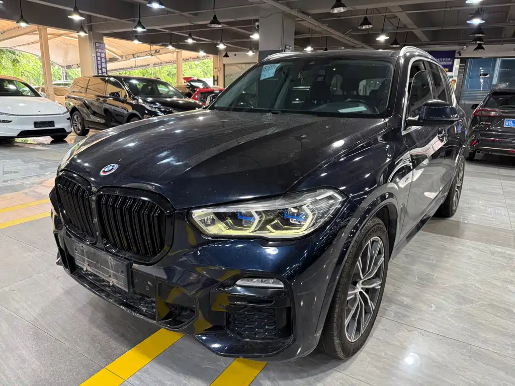 BMW X5 2020 — фото 1