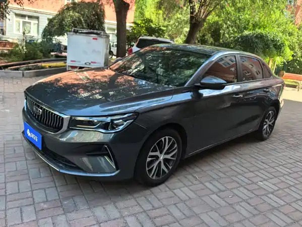 Geely Emgrand 2024