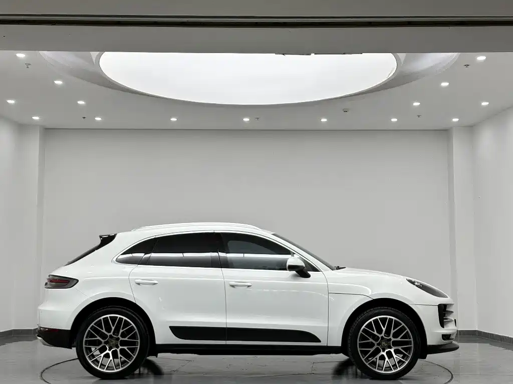 Porsche Macan 2021 — фото 4