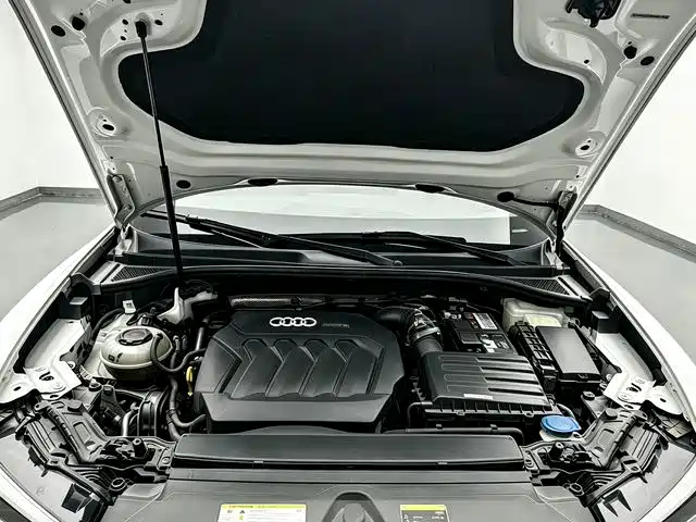 Audi Q3 2020 — фото 12