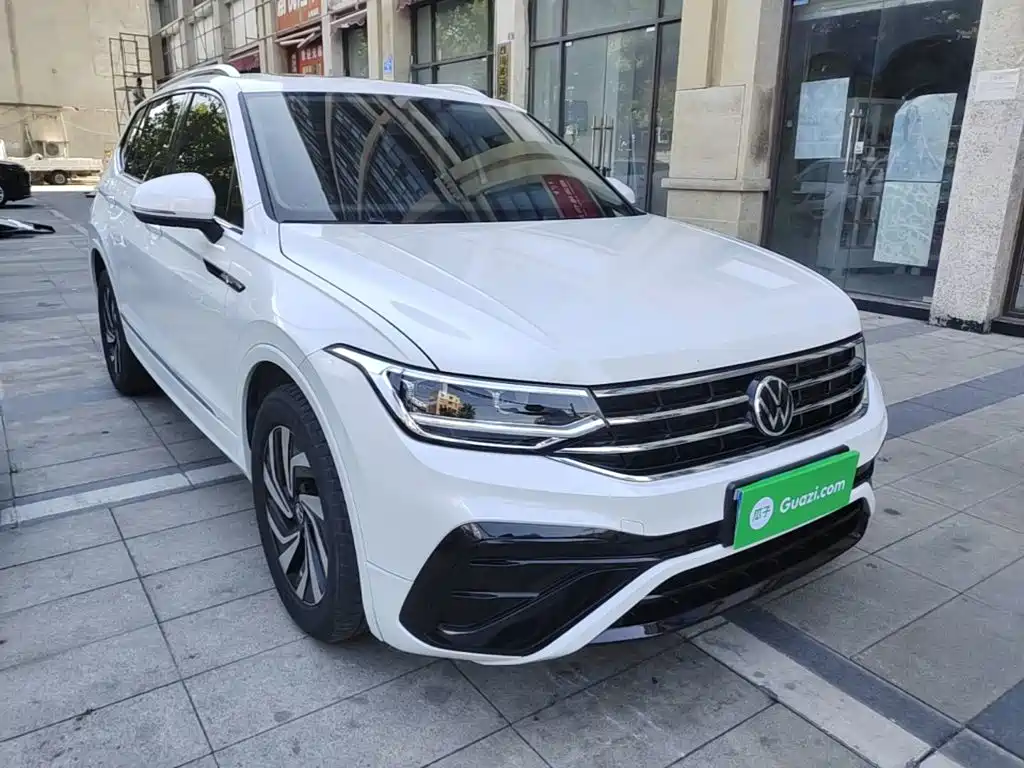 Volkswagen Tiguan L 2024