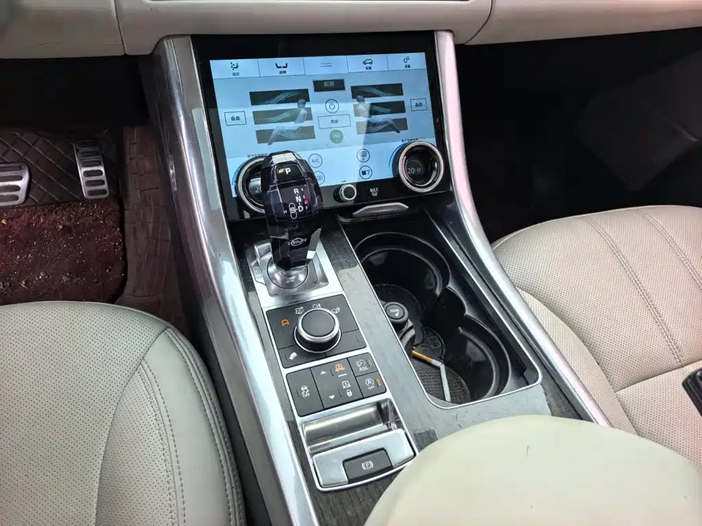 Land Rover Range Rover Sport 2014 — фото 16