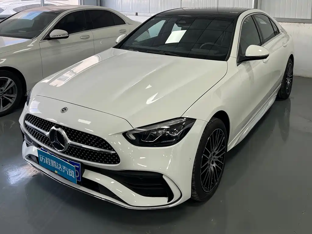 Mercedes-Benz C-Class 2025
