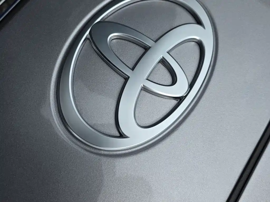 Toyota Camry 2024 — фото 27