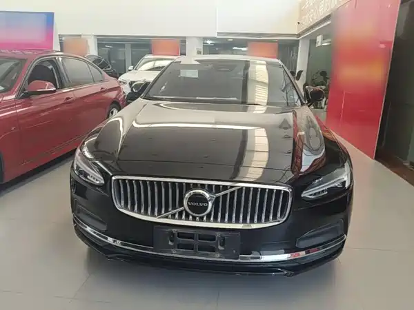 Volvo S90 2023
