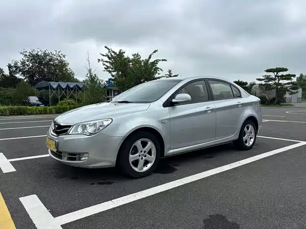 Roewe 350 2010