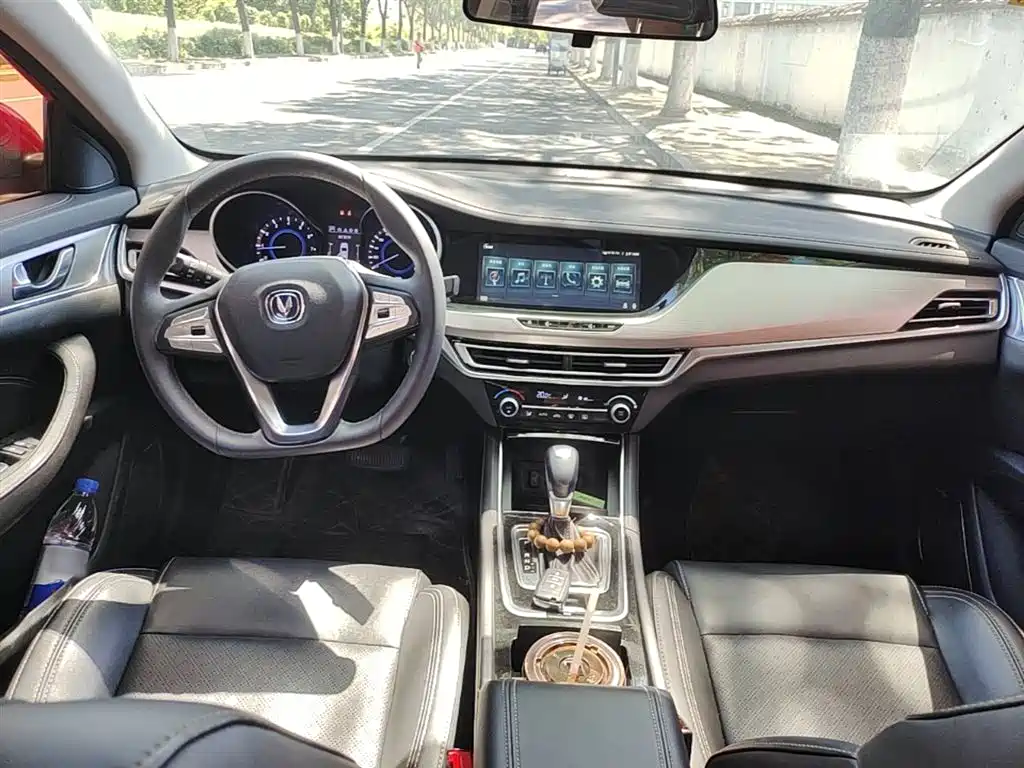 Changan Eado 2019 — фото 10