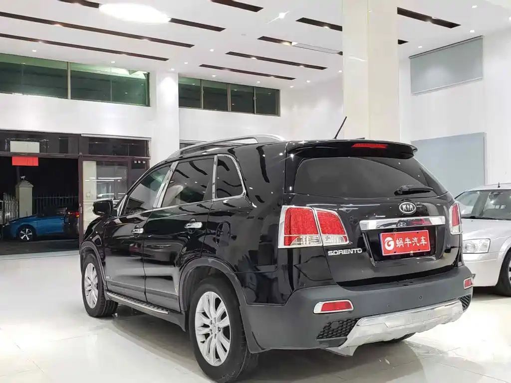 Kia Sorento 2012 — фото 12