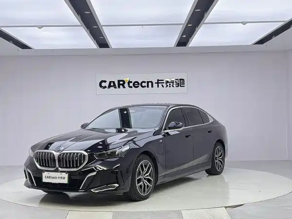 BMW i5 2024