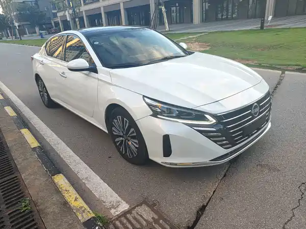 Nissan Teana 2022