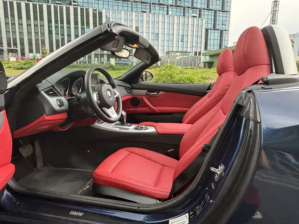 BMW Z4 2013 — фото 16
