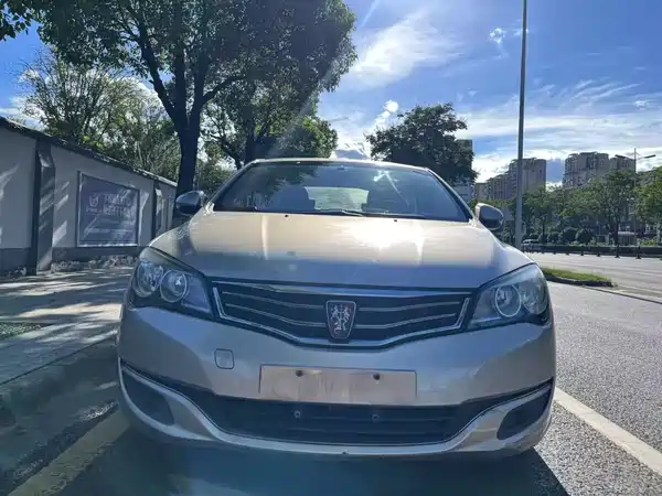 Roewe 350 2015