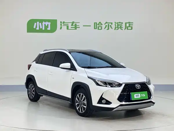 Toyota Yaris L 2022